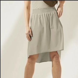 Athleta NWT cosmic skirt